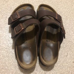 Dark Brown Arizona Birkenstocks Size 38 LIKE NEW